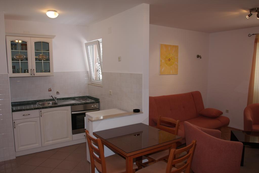 Apartments Ante Makarska Quarto foto
