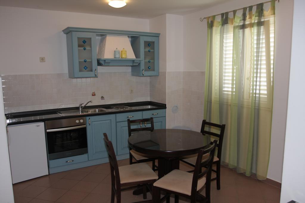 Apartments Ante Makarska Quarto foto